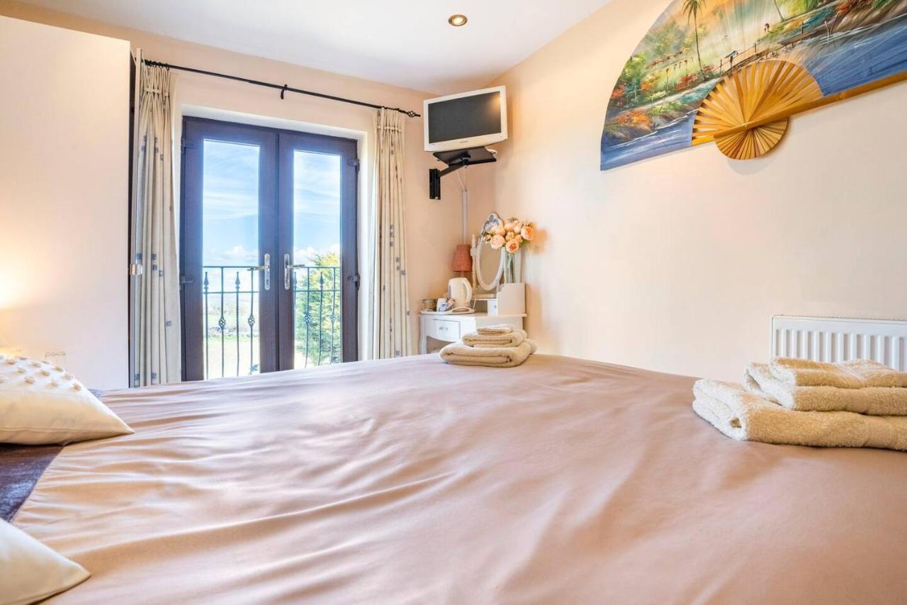 Willow Ridge - A Large Country House With 3 Rental Rooms Clutton Extérieur photo