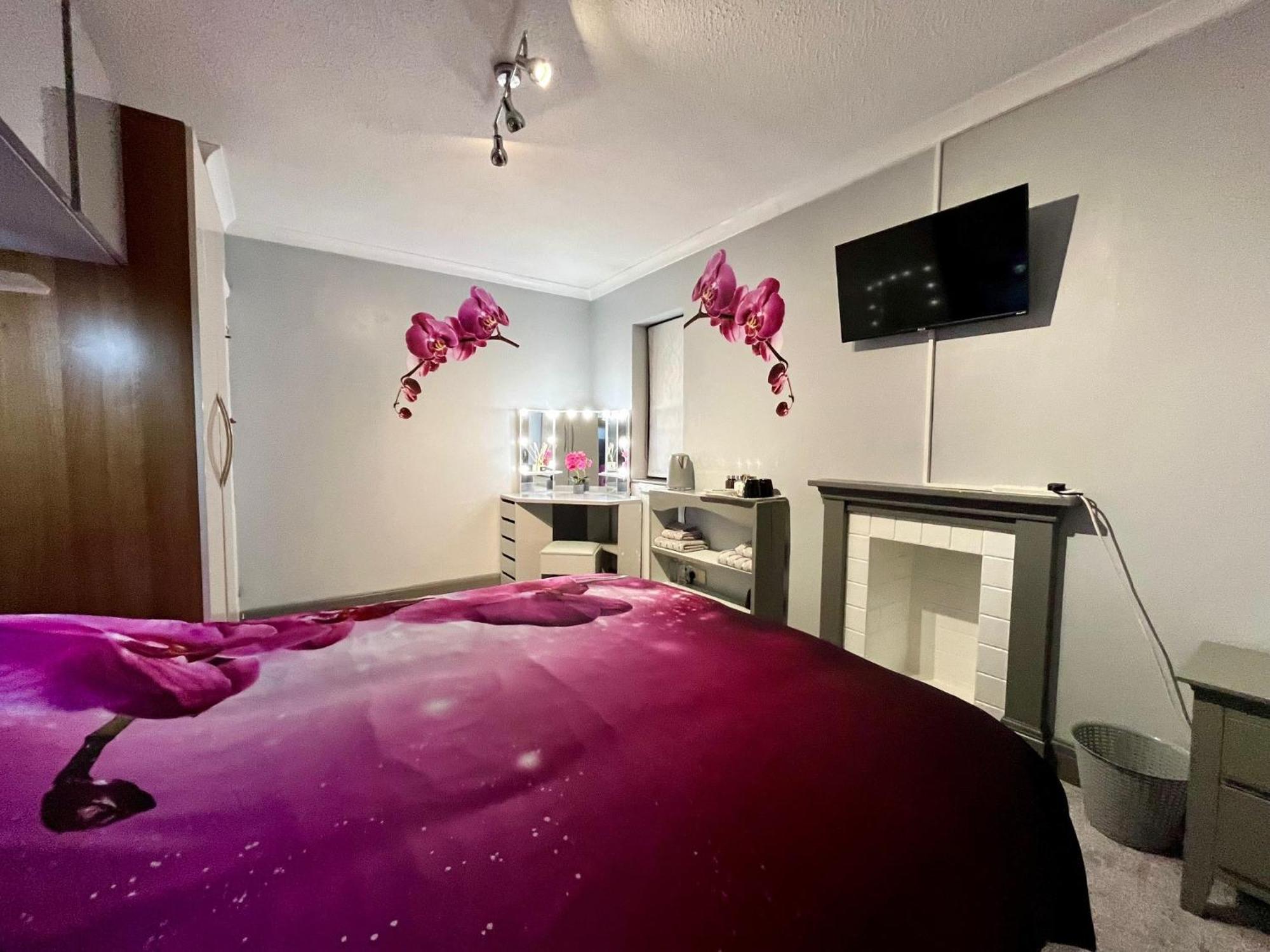 Willow Ridge - A Large Country House With 3 Rental Rooms Clutton Extérieur photo